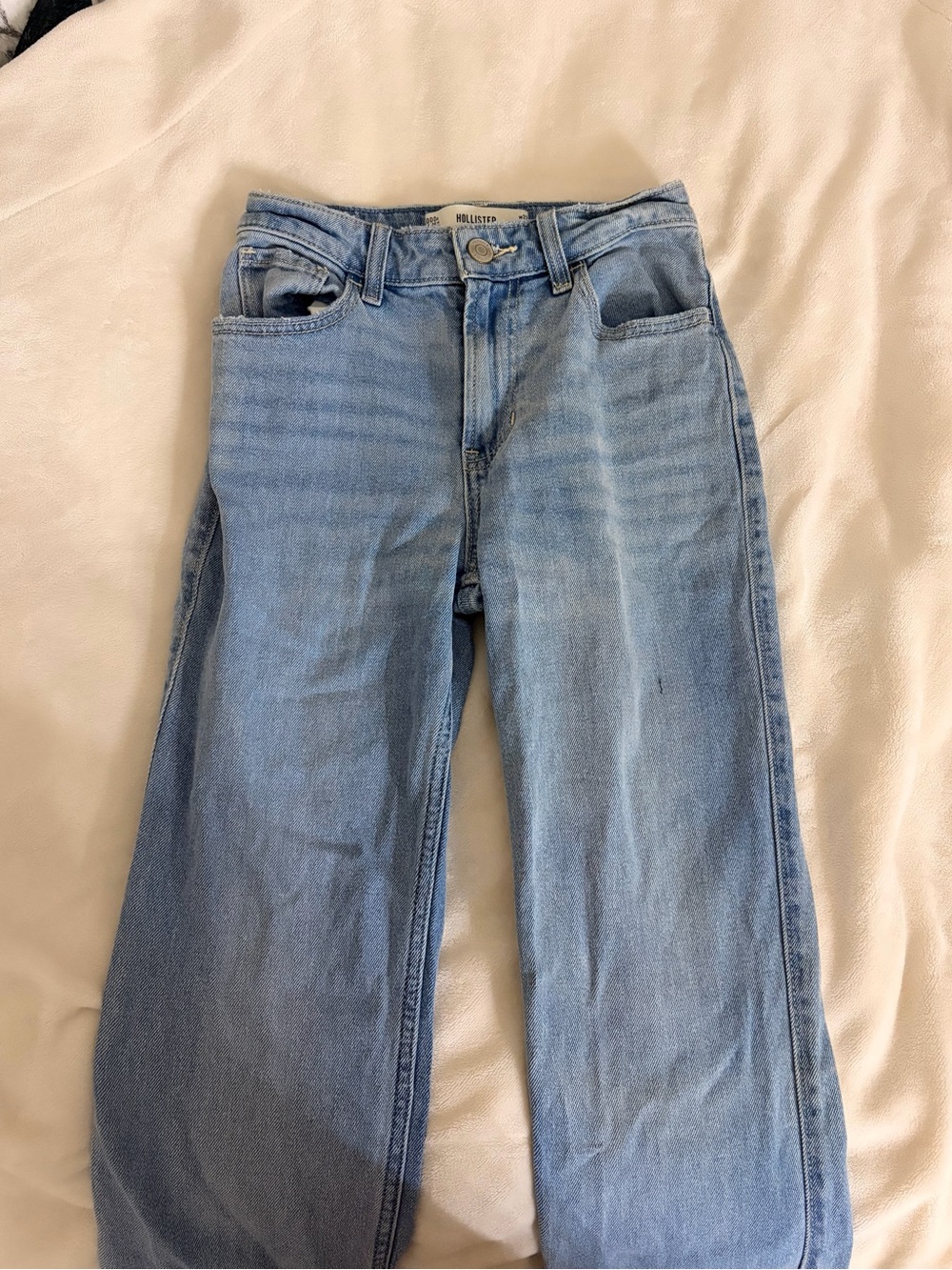 Hollister Light Wash Wide Leg Jeans - Women's